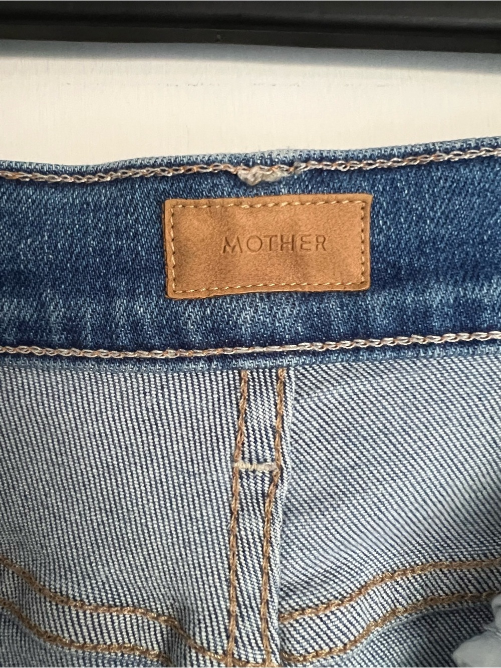 MOTHER The Hustler High-Rise Ankle Fray Jeans | Layover Wash | Size 29 - Picture 9 of 14